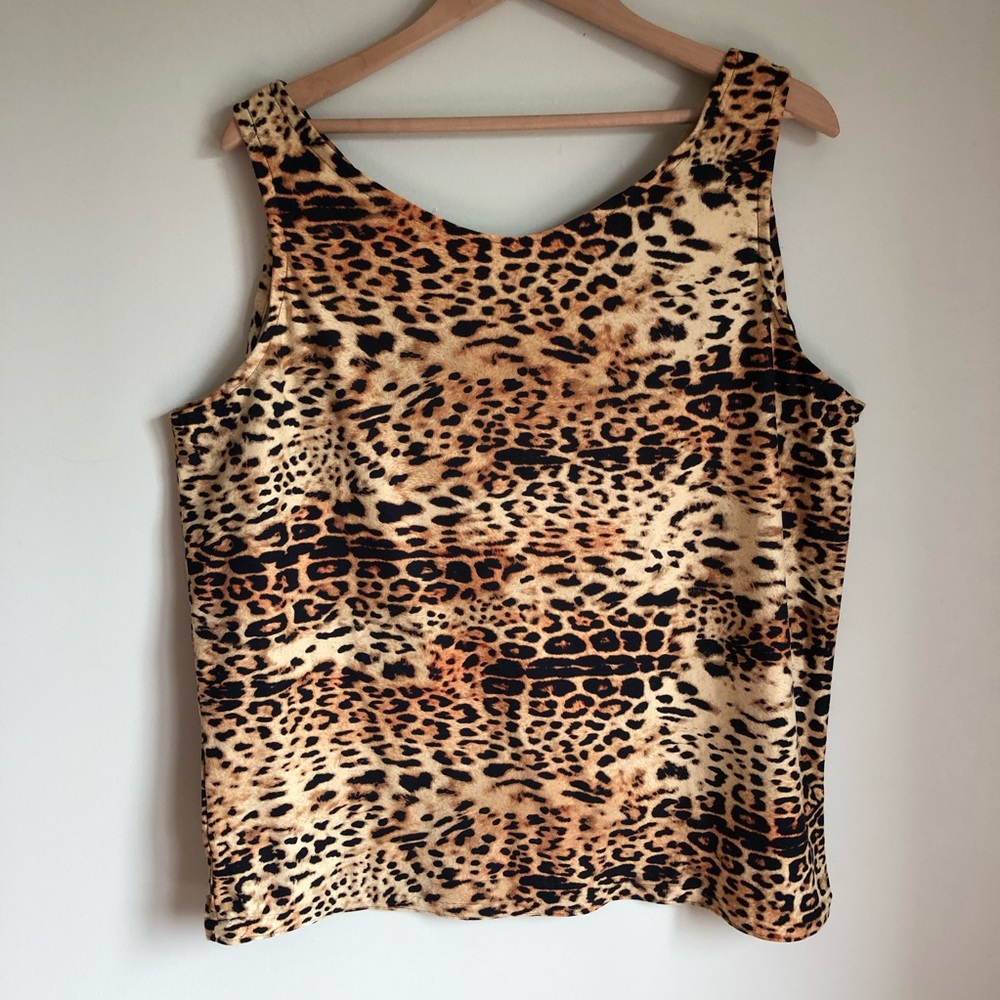 3/$30💚Handmade black and yellow animal print tank top size xlarge XL
